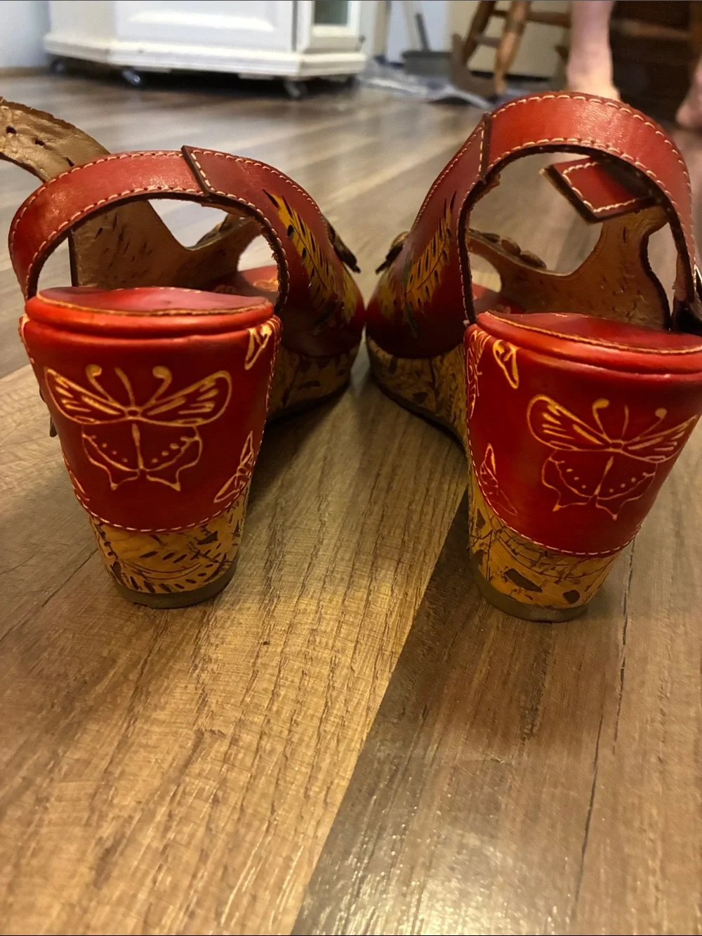 L'Artiste Red Leather Slingback Wedge Sandals With Floral  Details- Size 7.5